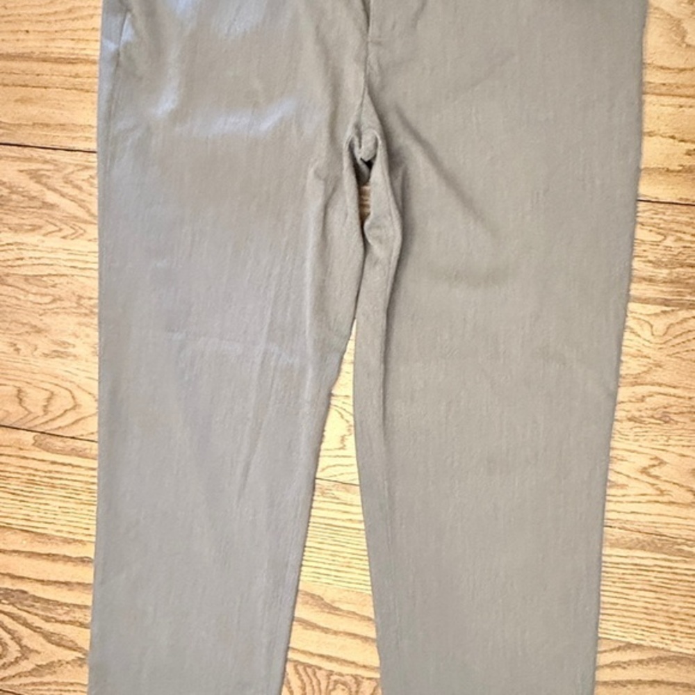 Van Heusen Men's Gray Chinos Size 38x32 GUC AM